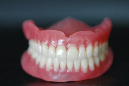 牙釉质发育不全是怎样形成的