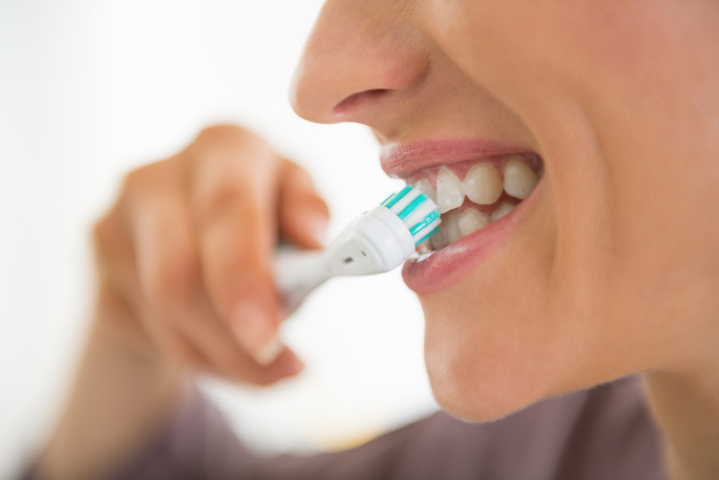 6大牙龈萎缩原因 6大预防方法